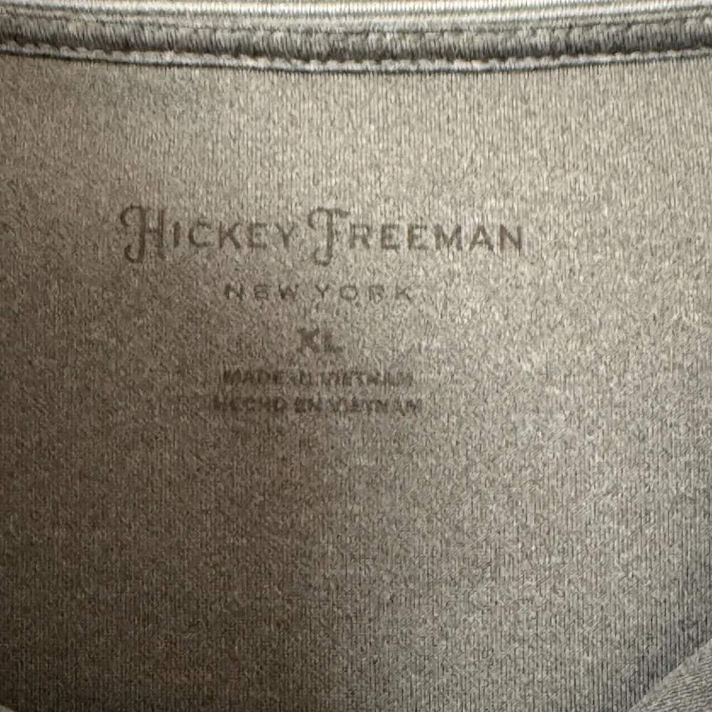 HICKEY FREEMAN 1/4 Zip Pullover Size XL Gray stripe
